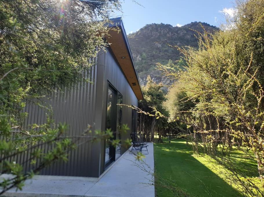 Stylish Tranquil & Private 2 X Bikes Villa Wanaka Exterior photo